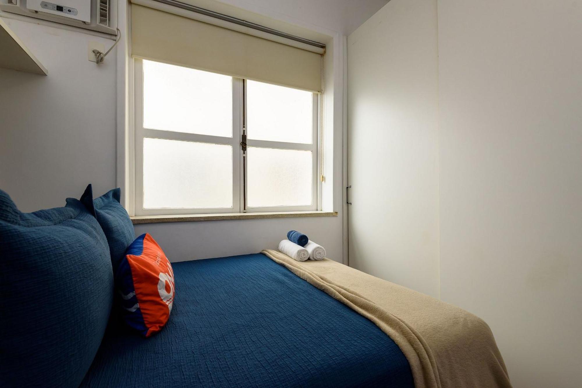 Apartamento Qto&sala A 250m Da De Ipanema | Jn 185/304 *
